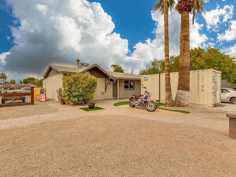 1st image of 2112 N 49th Ave
