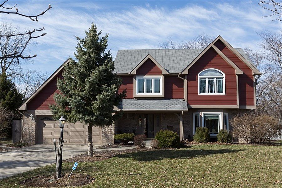 1st image of 242 Lansdowne Dr