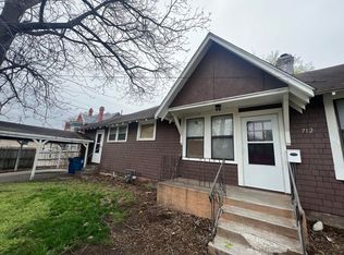 712 W 4th St, Joplin, MO 64801