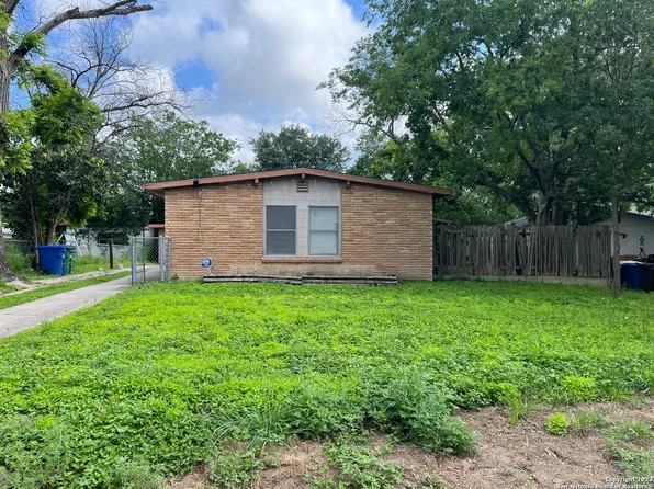 131 BIRCHWOOD DR, San Antonio, TX 78213