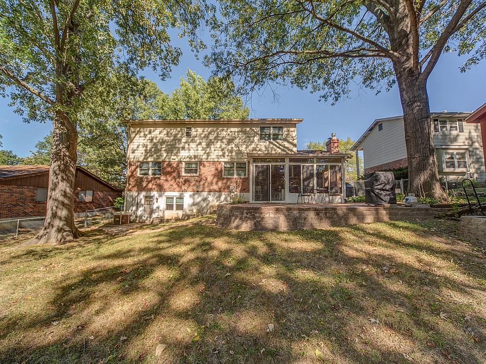 2nd image of 9526 Pine Spray Ct