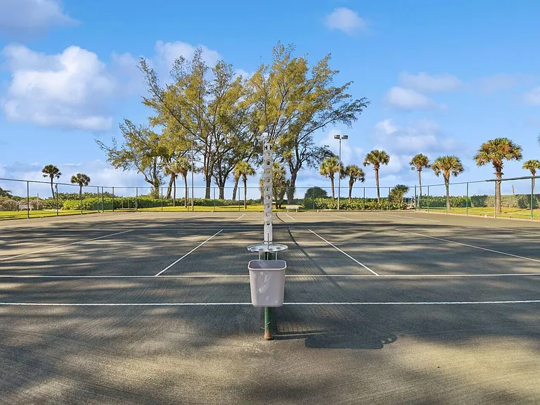 5055 Gulf Of Mexico Dr #1-ID1590856P — Photo 30
