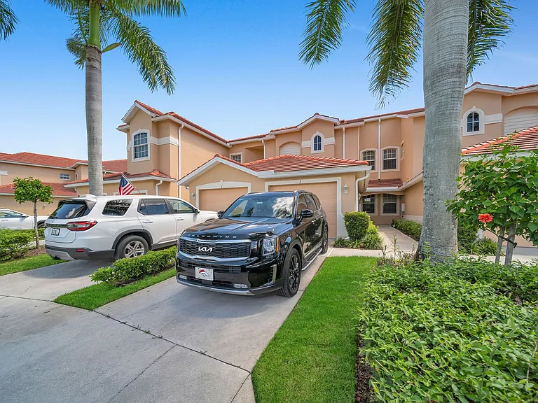 13225 Silver Thorn Loop #2 — Photo 40