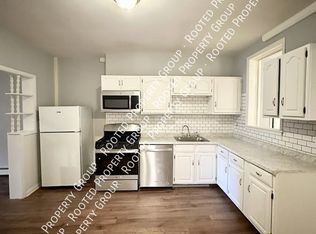 337 1st St, Troy, NY 12180