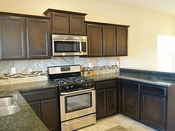 4th image of 14652 Meadow Lawn