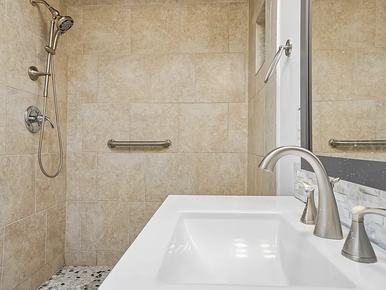 325 Timberline Trl — Photo 31