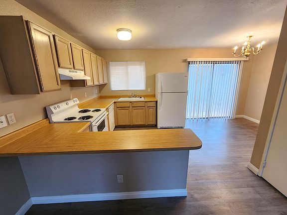 4th image of 5205 Gray Ln APT D