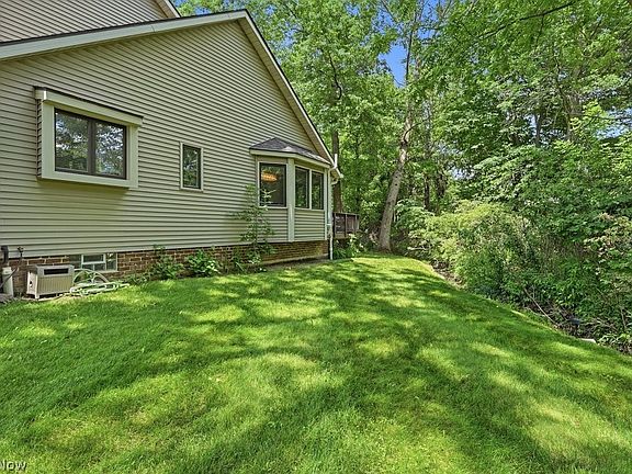 2nd image of 2323 Call Rd