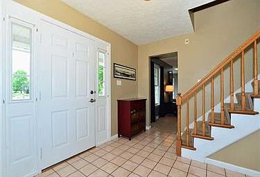 3rd image of 400 Karen Ct