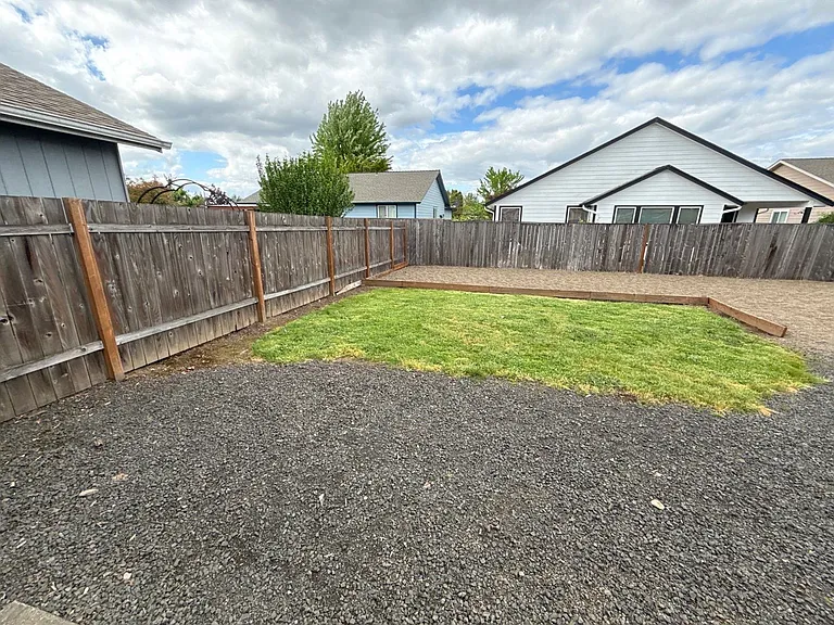 4105 Windy Ave NE — Photo 29