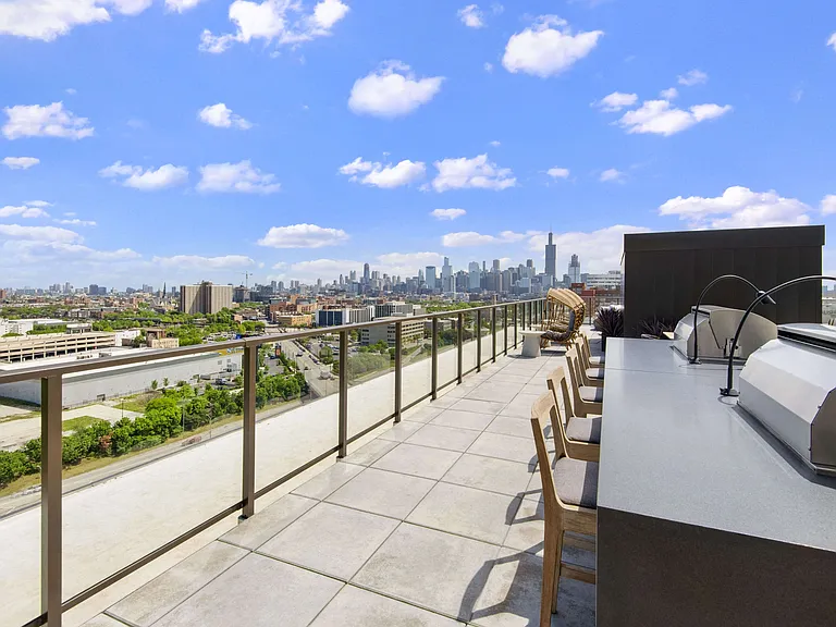 Atrio Apartments — Photo 9