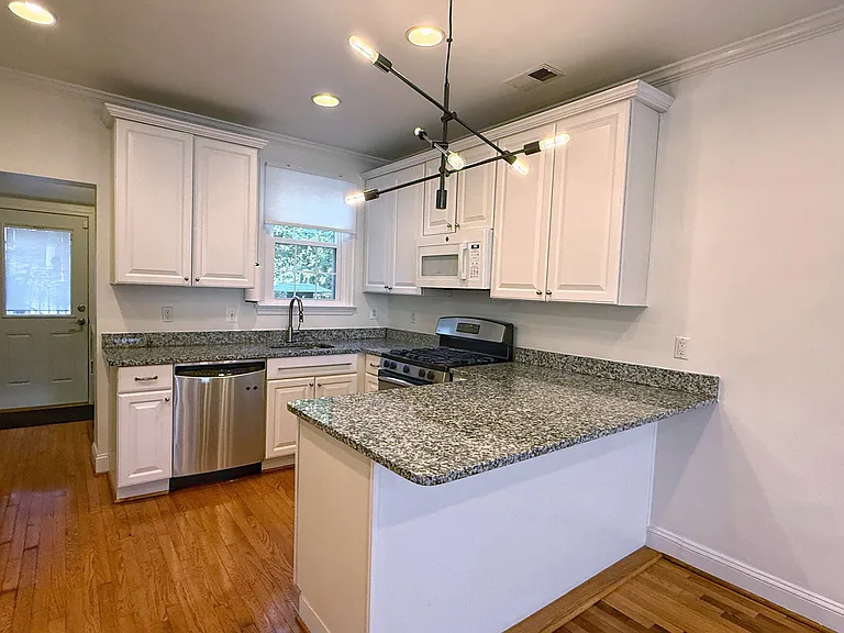 513 Schuyler Rd — Photo 10