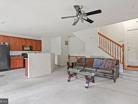 5th image of 13552 Davinci Ln #90