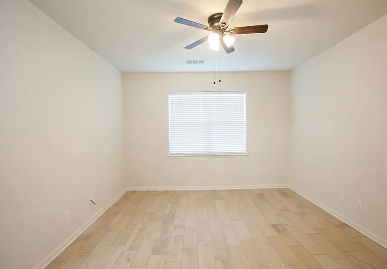 128 Tennyson St — Photo 30