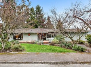 5327 SW Dover Ct, Portland, OR 97225