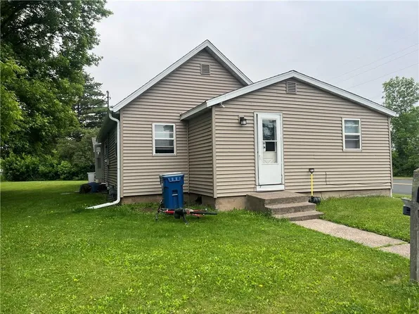 24 West Slocumb Street, Rice Lake, WI 54868