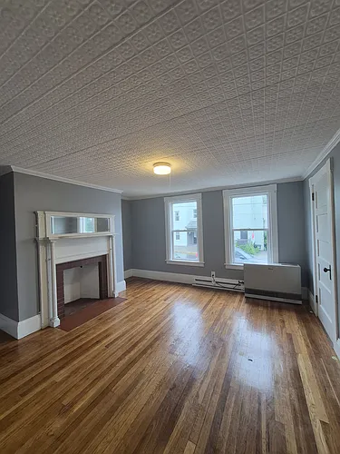 79 Hill St #101 Photo 1