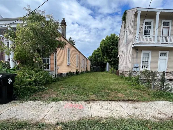1342 Kerlerec St, New Orleans, LA 70116