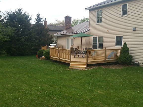 3rd image of 1330 Charles St