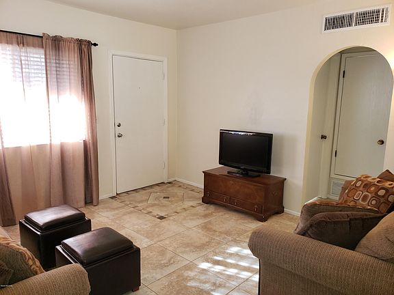 5th image of 3646 E Blacklidge Dr