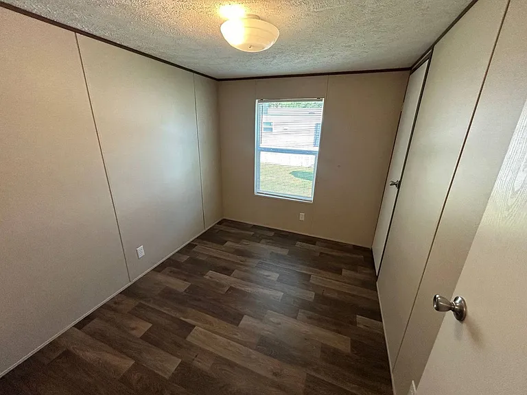 1706 Mary St — Photo 7