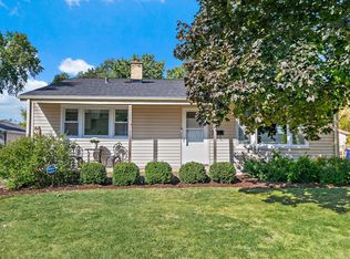 214 N Ahrens Ave, Lombard, IL 60148