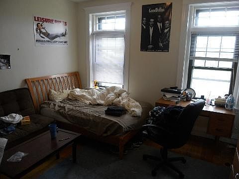 2nd image of 1247-1249 Beacon St