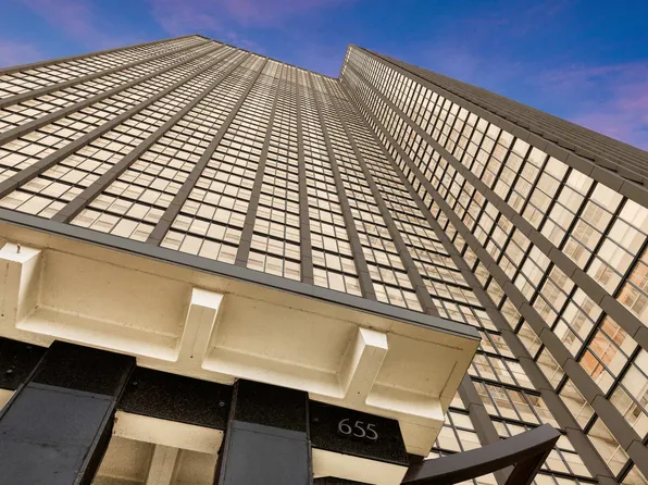 655 W Irving Park Rd APT 5013, Chicago, IL 60613
