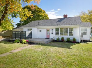 64 McGill Ave, Charlottetown, PE C1A2J8