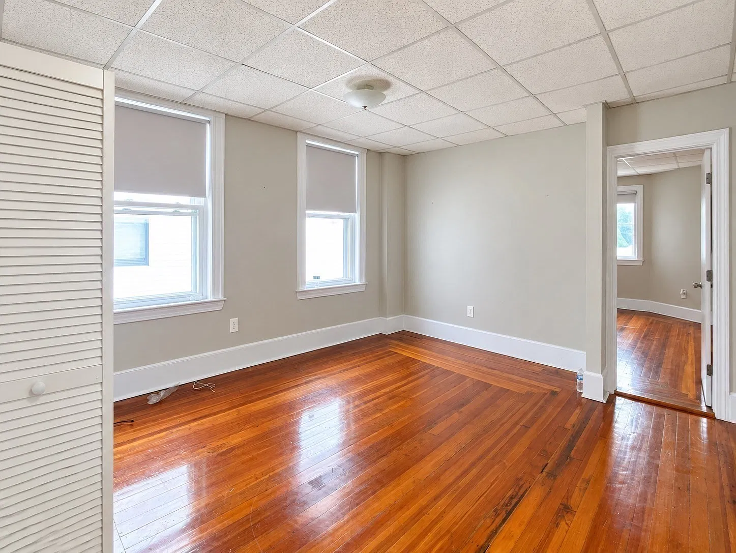 2 bed, 1.0 bath, 800 sqft, $2,400 — Photo 1