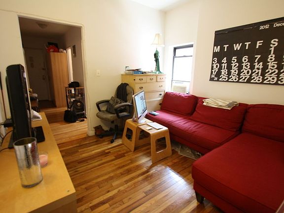 5th image of 435 E 75th St APT 21