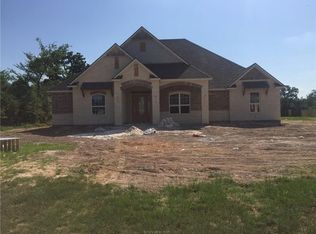 17716 Saddle Creek Dr, College Station, TX 77845
