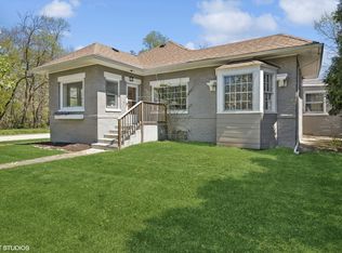 8225 W 30th St, North Riverside, IL 60546