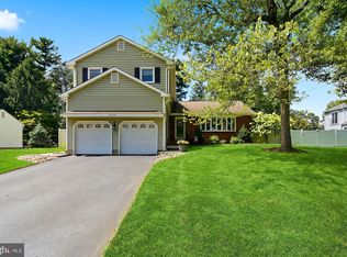 17 Clementon Way, Lawrence Township, NJ 08648