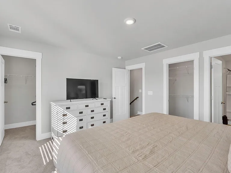 119 Shallons Dr — Photo 21