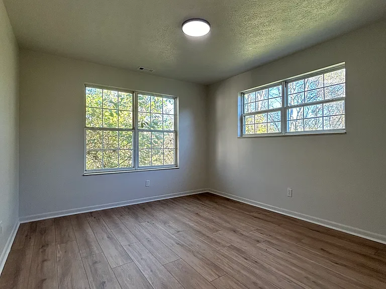 270 Mar Kim Dr #6 — Photo 4