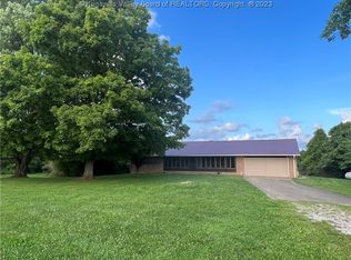 2131 Charleston Rd, Point Pleasant, WV 25550