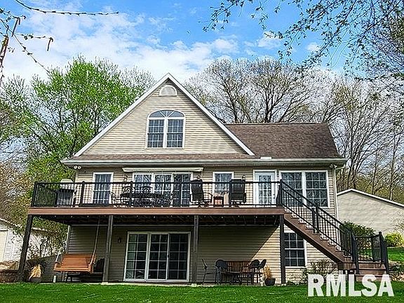 3rd image of 132 Lakecrest Pl
