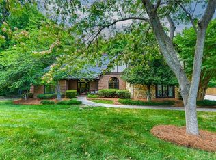 3808 Waldenbrook Rd, Greensboro, NC 27407