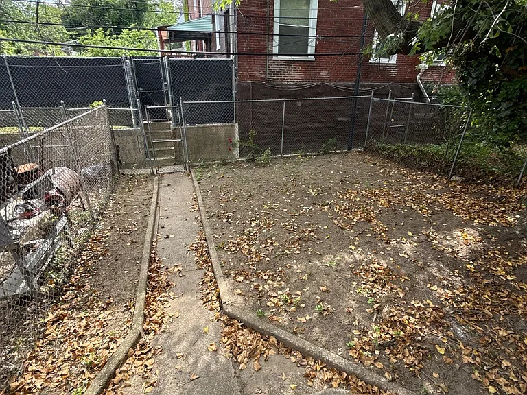 1322 S 57th St — Photo 38
