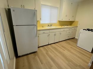 263 N Dos Caminos Ave, Ventura, CA 93003