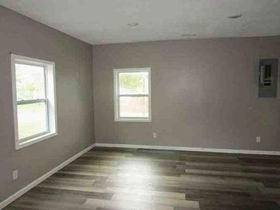 Additional Living Room