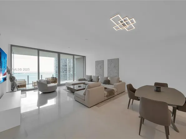 300 Biscayne Boulevard Way, Miami, FL