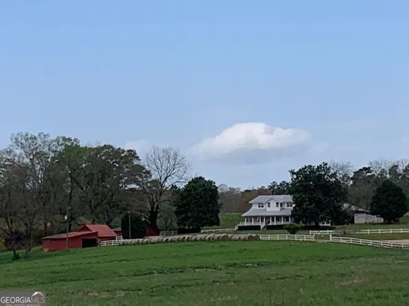 1211 Veterans Dr, Danielsville, GA 30633