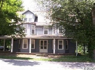 2392 N Delaware Dr, Mount Bethel, PA 18343