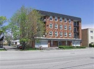 5014 Church St APT 202, Skokie, IL 60077