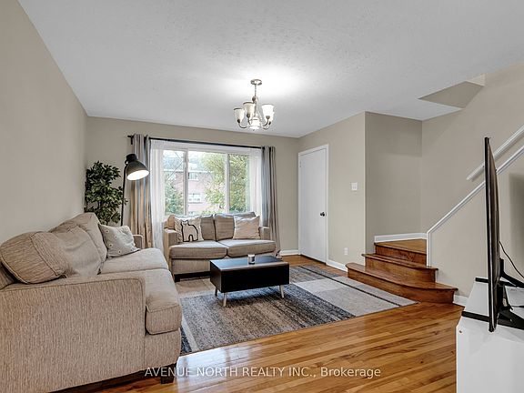 5th image of 1202 Summerville Ave