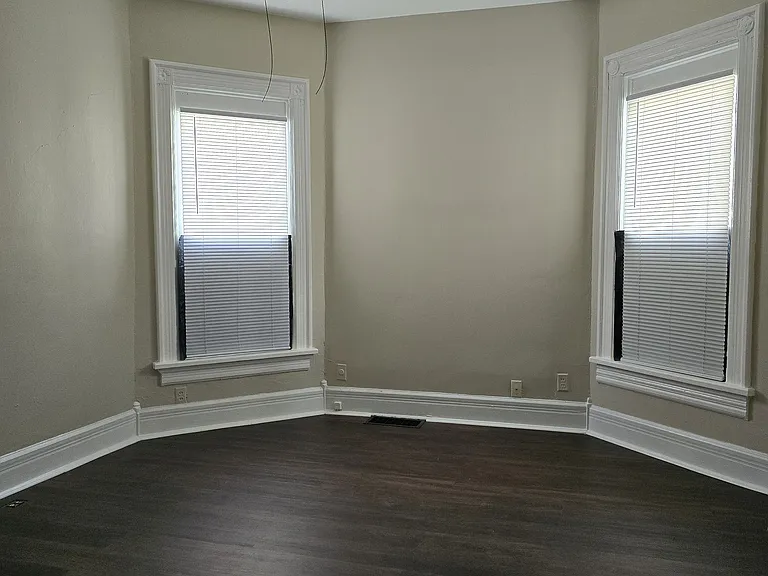 1137 N Main St #2 — Photo 10