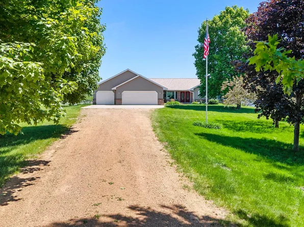 440 Kuntz Dr, Maple Plain, MN 55359