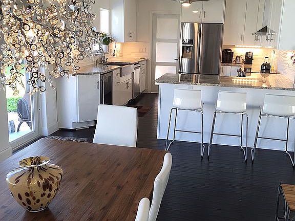 5th image of 1922 Coral Shores Dr